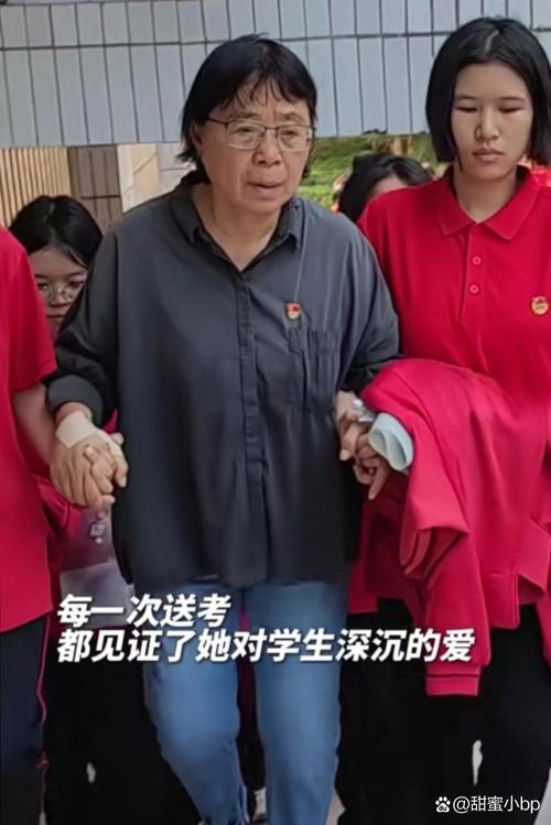 2025澳门马经,最新资料和张桂梅将第15次送考与张桂梅连续11年送考从未缺席